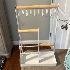 White and Wood Jewelry Organizer